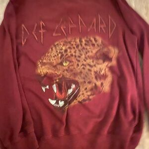 Def Leppard Maroon Graphic T-Shirt